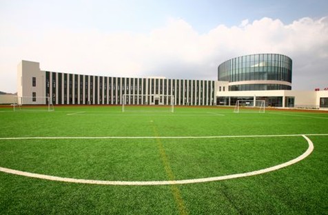 足球場人工草皮老化的幾種表現(xiàn)形式