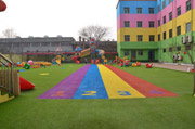 還孩子一個(gè)健康優(yōu)質(zhì)的幼兒園人造草